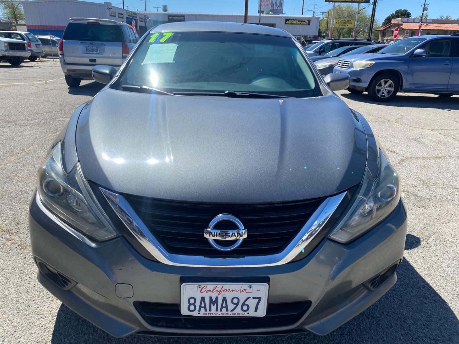 2017 Nissan Altima 2.5 S (1N4AL3APXHC) with an 2.5L L4 DOHC 16V engine, CVT transmission, located at 44356 Date Ave., Lancaster, CA, 93534, (661) 945-6555, 34.688919, -118.139374 - Photo #0